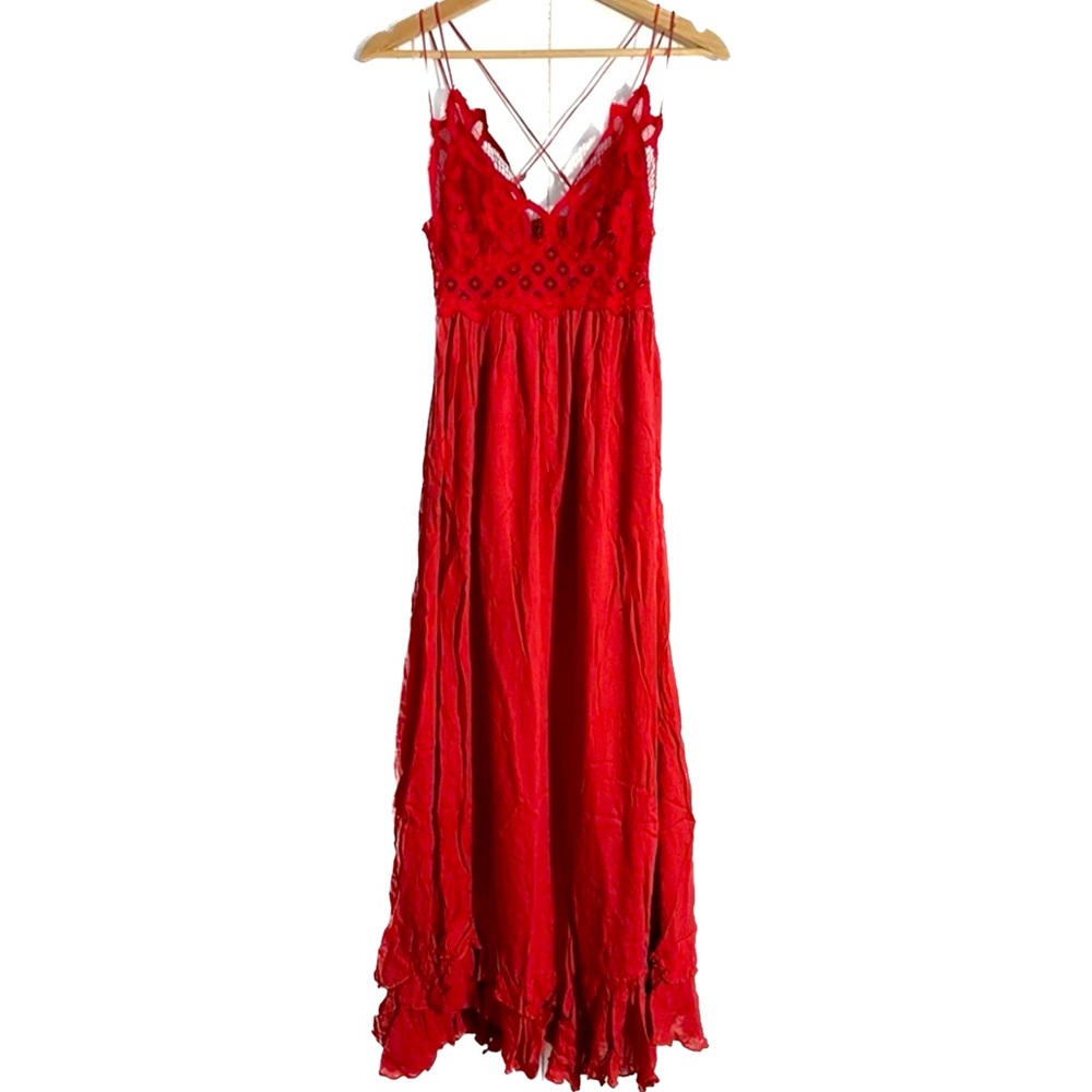 Free People’s Adella ♥️ Red Maxi Dress NWT Size Small